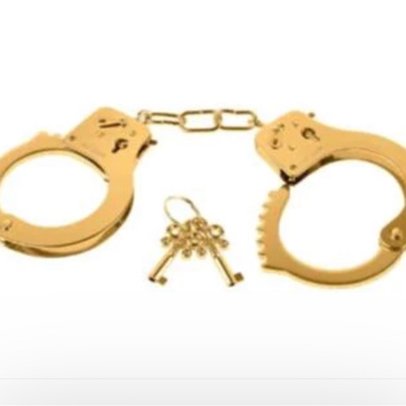 NEW*** Metal Cuffs - Gold - Handcuffs - Pipedream - Fetish Fantasy - Picture 4 of 4